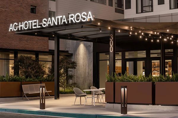 AC Hotel Santa Rosa Sonoma Wine Country