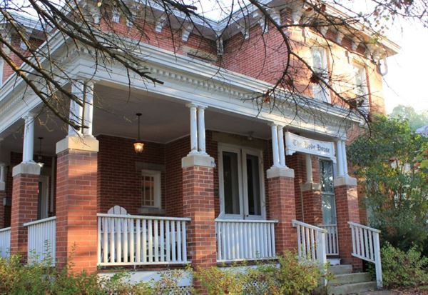 1st Choice Lodging Company