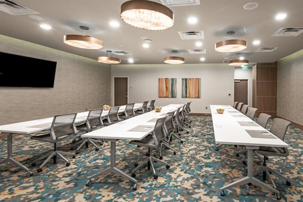 Element Dallas Downtown East