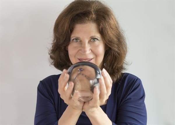 Psychic Medium Joan Carra