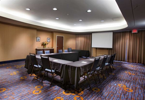 Courtyard Fayetteville