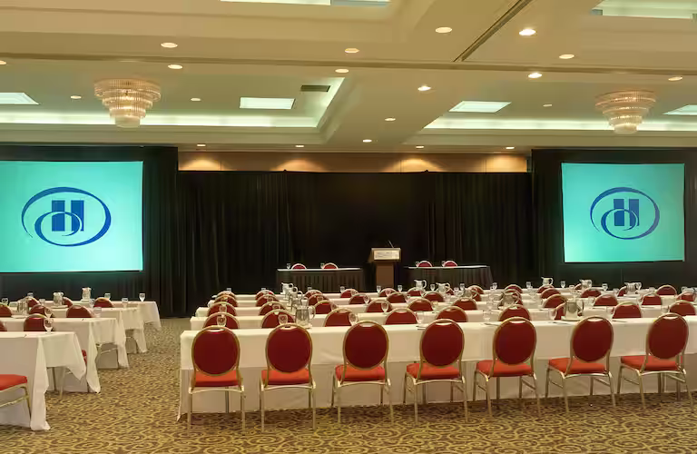 Hilton St. Louis Airport