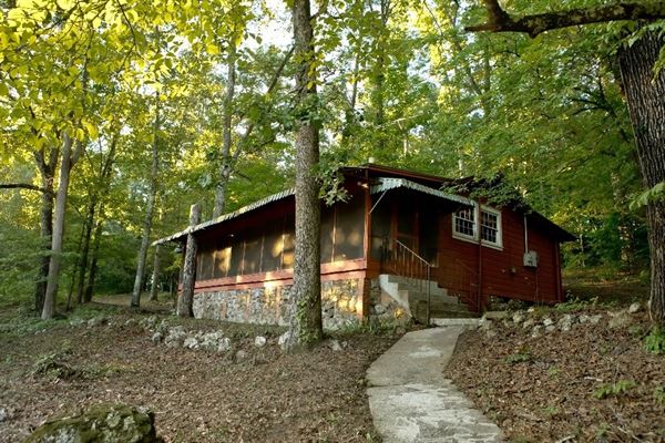 The Manor at Becks Lake , Bed & Breakfast