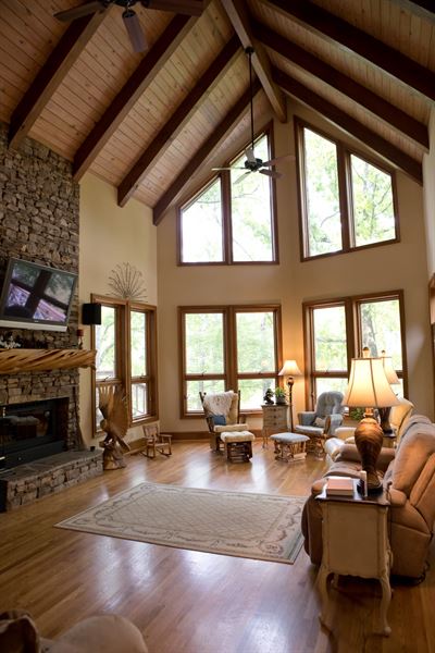 The Manor at Becks Lake , Bed & Breakfast