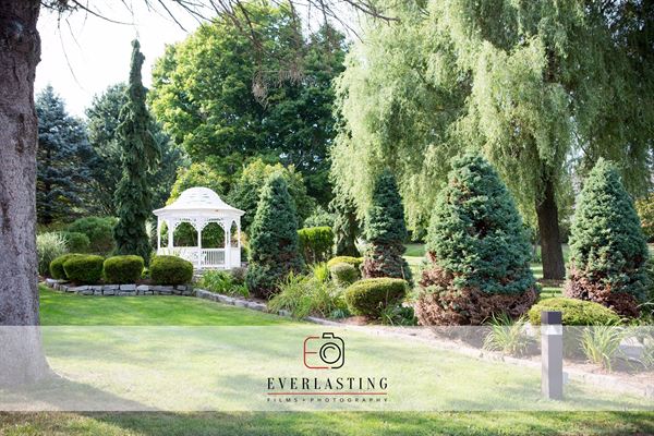 Amber Room Colonnade