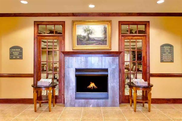 Holiday Inn Express & Suites Millington-Memphis Area