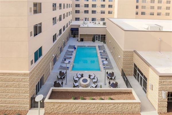 DoubleTree by Hilton Evansville