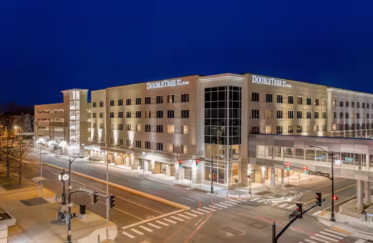 DoubleTree by Hilton Evansville