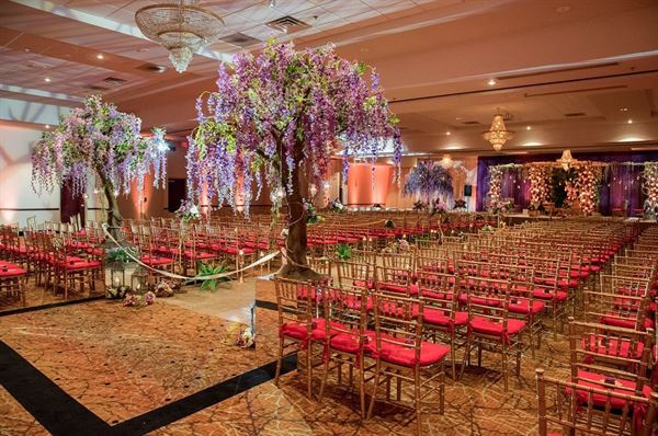 Clarion Inn & Waterford Conference Center