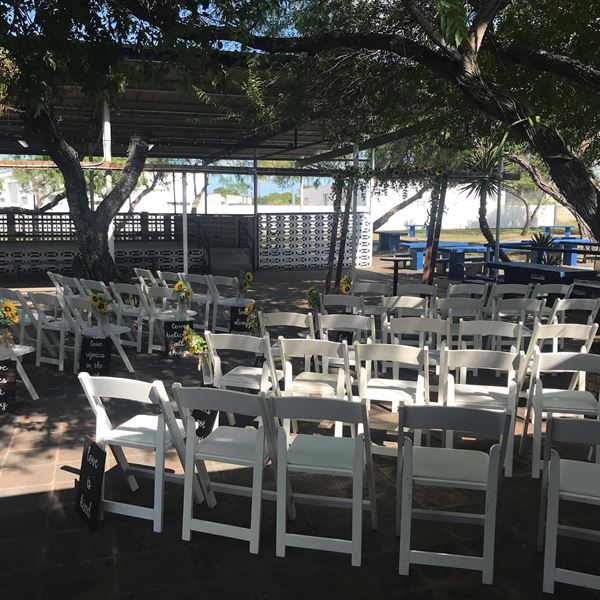 The Bar-B-Q Man Restaurant