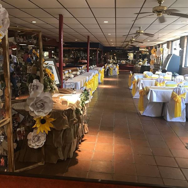 The Bar-B-Q Man Restaurant