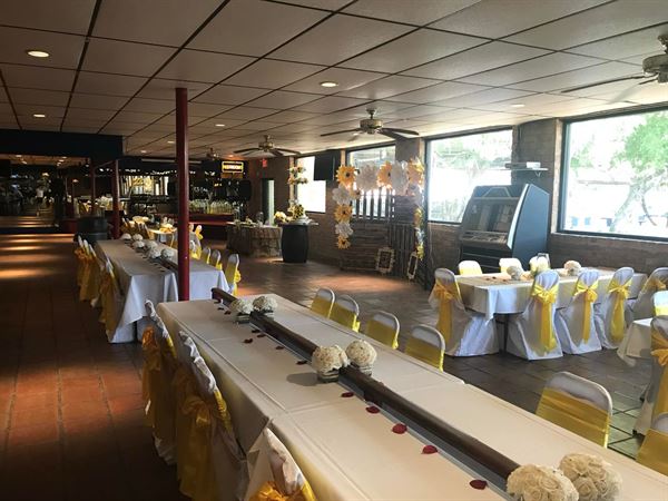 The Bar-B-Q Man Restaurant