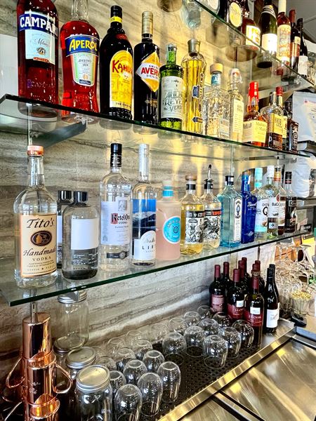 Launch Cafe + Cocktails