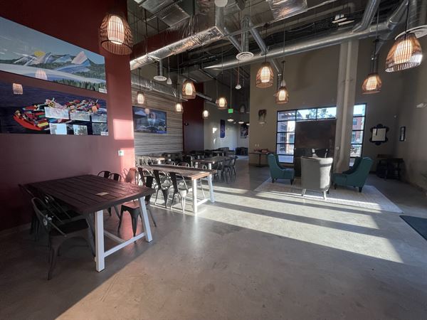 Launch Cafe + Cocktails