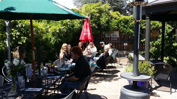 The Point Pub and Grill