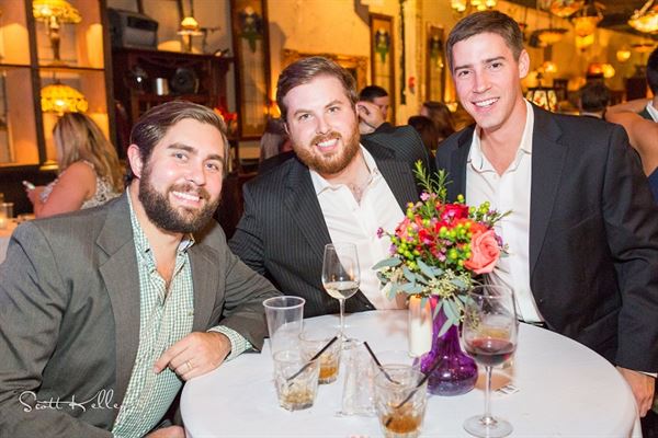 Nouveau Antique Art Bar