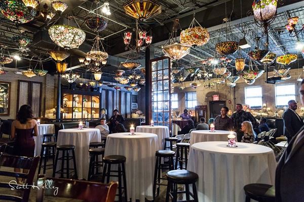 Nouveau Antique Art Bar