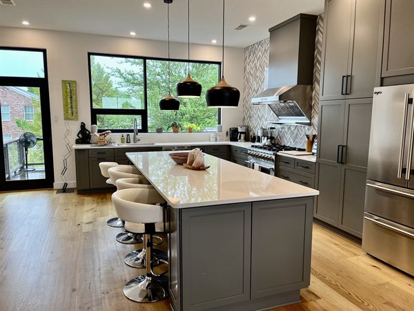 Top Shelf (aka HullabaLouisville)