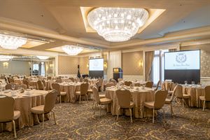 Le Versailles Ballroom