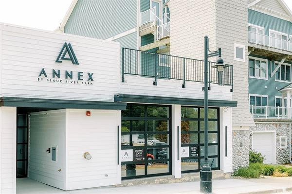 Annex by Black River Barn