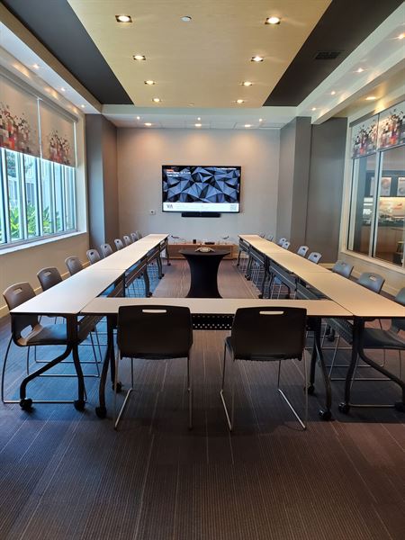 Aloft Tampa Downtown