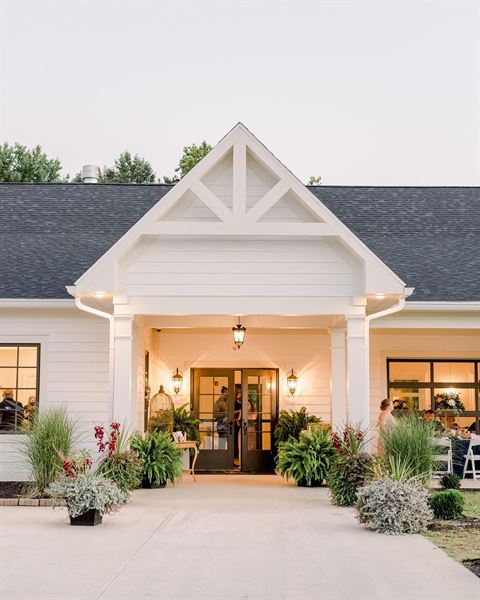 White Chateau at Cecil Farms