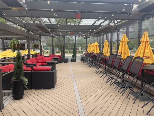 The Canadian Brewhouse Downtown