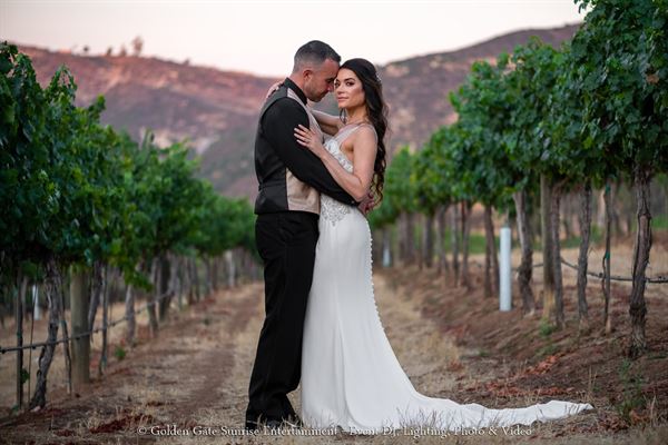 Dirt Cheap Wedding Photography