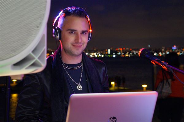 Golden Gate Sunrise Entertainment