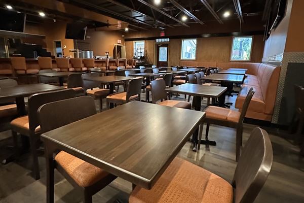 Dream Upscale Lounge