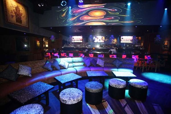 Mango's Tropical Cafe