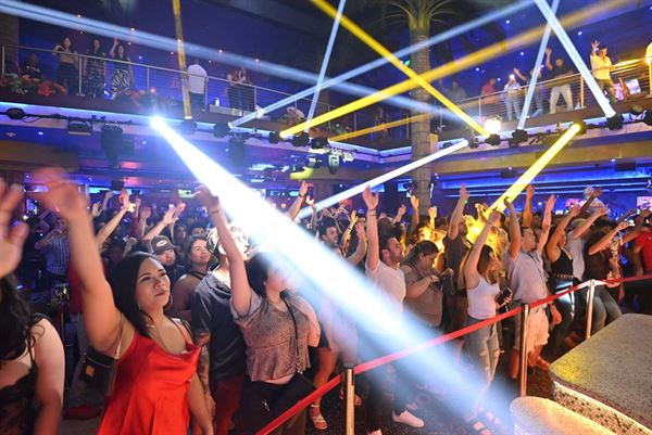 Mango's Tropical Cafe