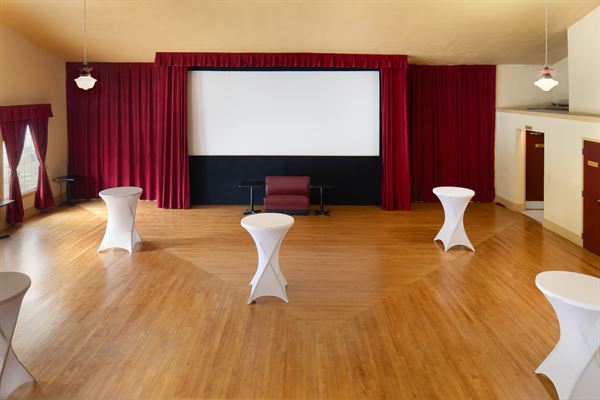 The Colonial Theatre