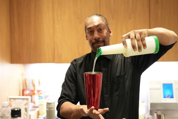 SIMPLY PHILLIP BROWN EVENT SERVICES