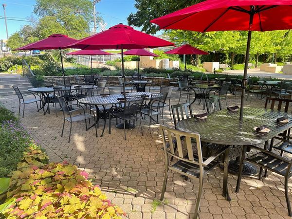 Public Landing Restaurant & Banquet Center