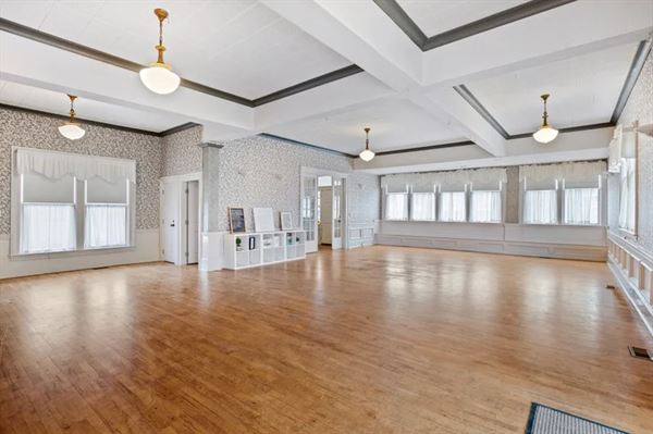 The Garden House By Work and Play Lounge