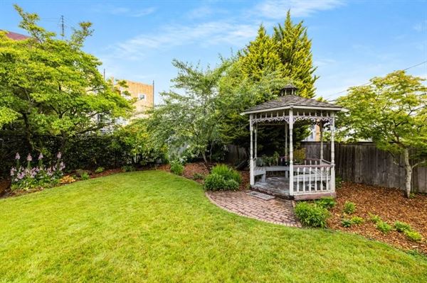 The Garden House By Work and Play Lounge