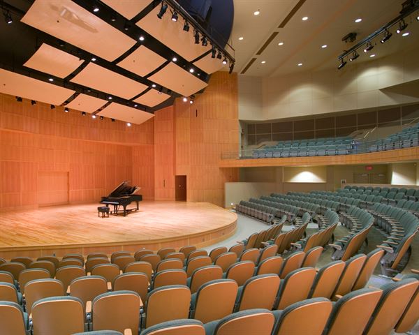 DeYor Performing Arts Center
