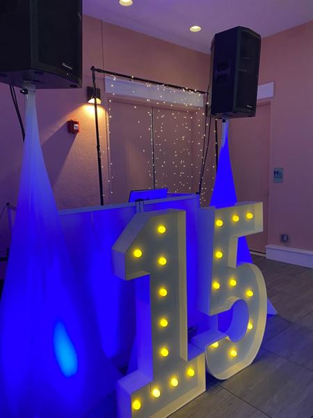 Allstar DJ & Photo Booth