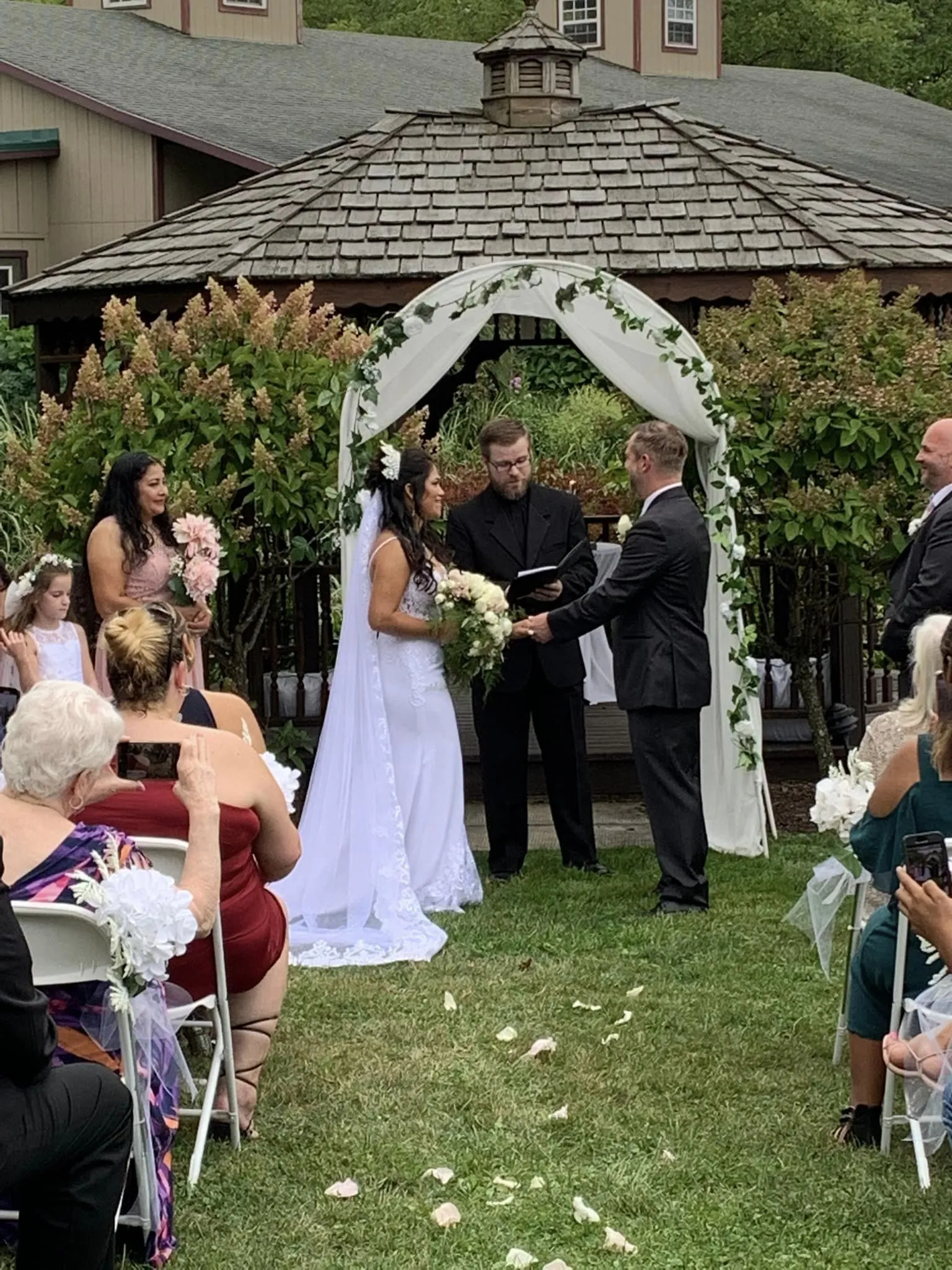 Foggy Mountain Lodge & Pub