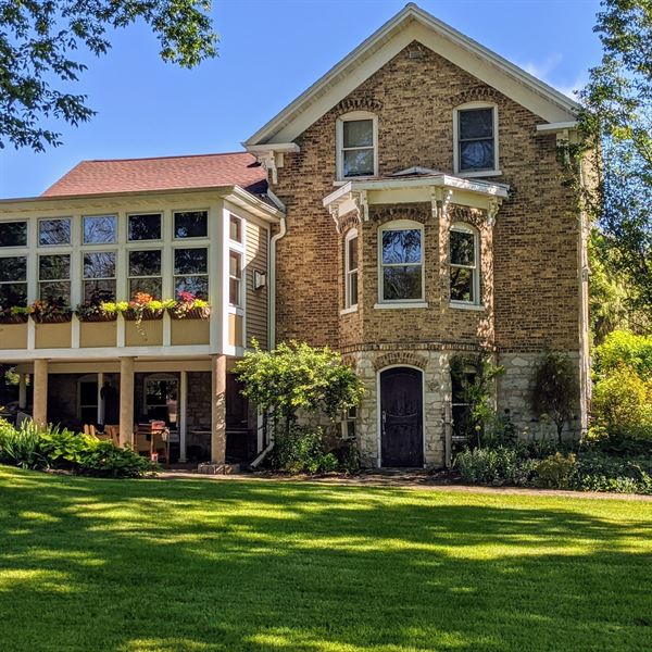 The Blind Horse Restaurant