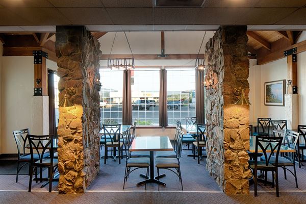 Red Lion Hotel & Conference Center