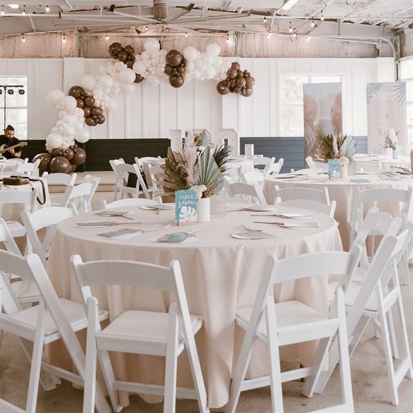 Bluff's Landing Marina and Lodge