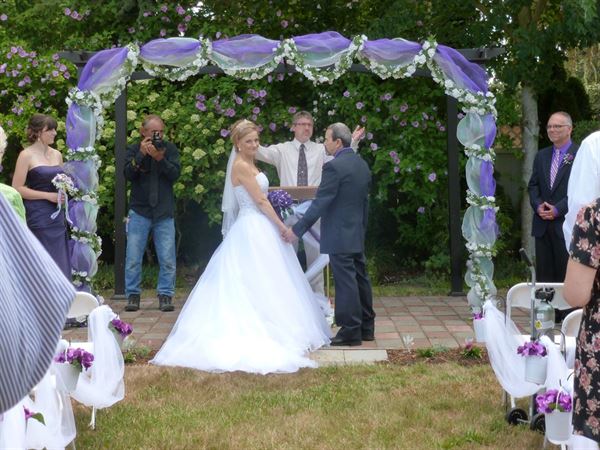 Santiam Place Wedding & Event Hall