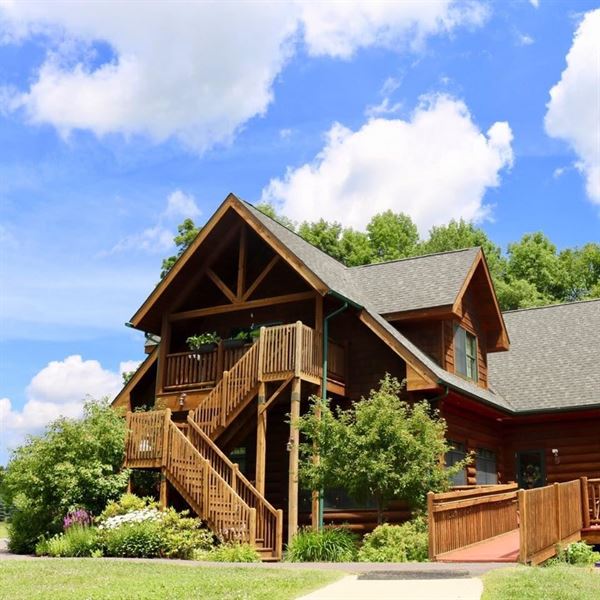 The Lodge at Keen Lake