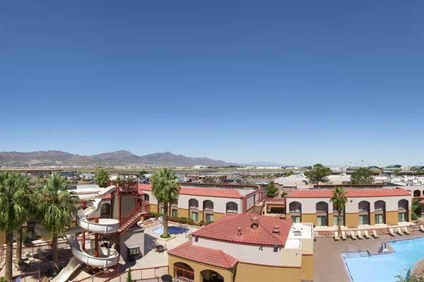 Wyndham El Paso Airport Hotel and Water Park
