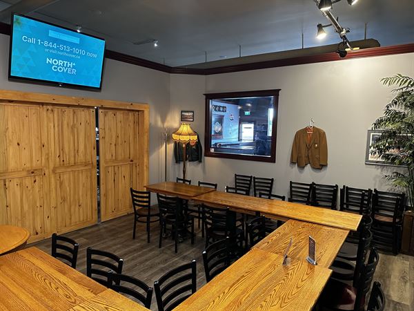 Tapps Sports Lounge & Grill