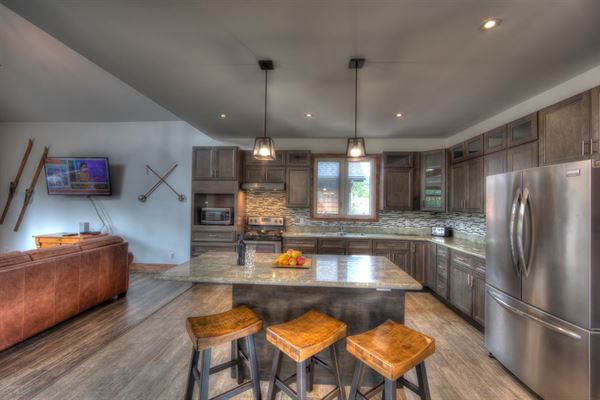 Tyrolean Village Resorts at Blue Mountain