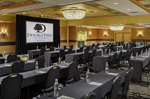 DoubleTree by Hilton Hotel Denver
