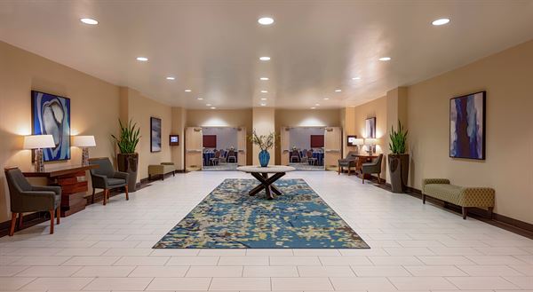 DoubleTree Suites by Hilton Salt Lake City Downtown